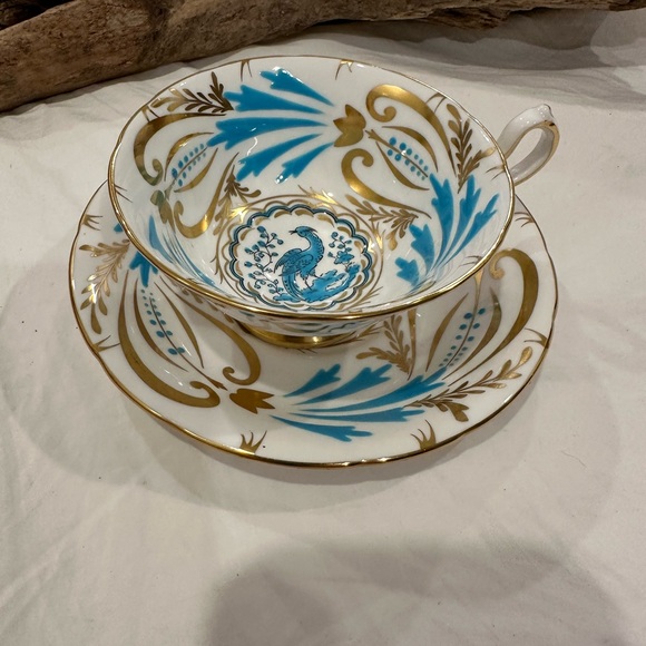 Vintage Royal Chelsea Tea Cup and Saucer - Picture 12 of 12